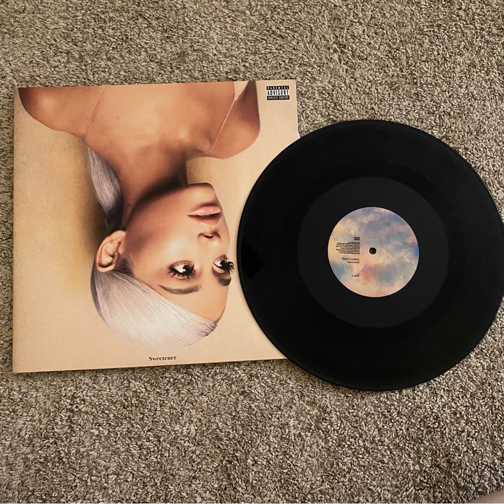 Ariana Grande Sweetener Vinyl